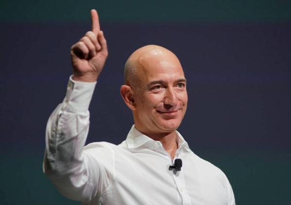 Tỷ phú Jeff Bezos: Thông minh chưa chắc đã thành công - 2