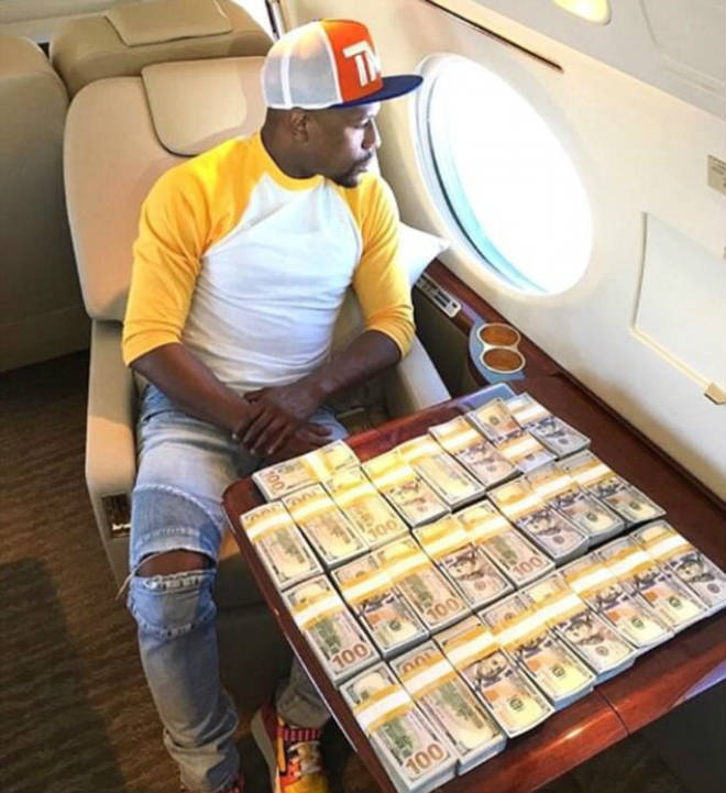 Bí ẩn choáng: Mayweather "phá sức" với người đẹp và rượu vẫn hạ McGregor Bí ẩn choáng: Mayweather "phá sức" với người đẹp và rượu vẫn hạ McGregor