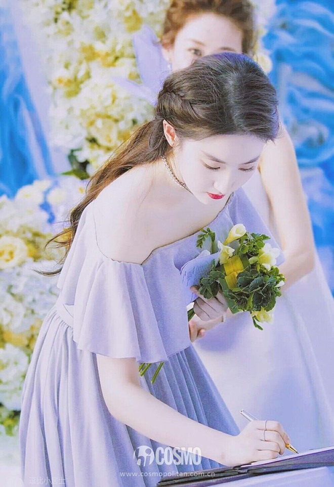 Cứ làm phù dâu, 2 mỹ nhân này lại khiến cô dâu "xanh mặt" - 10