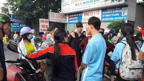 Đình chỉ phòng khám bị tố bác sĩ "làm bậy" khi khám phụ khoa Đình chỉ phòng khám bị tố bác sĩ "làm bậy" khi khám phụ khoa