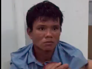 Ngáo đá cầm dao xông vào nhà dân, cắn cảnh sát 113 Ngáo đá cầm dao xông vào nhà dân, cắn cảnh sát 113