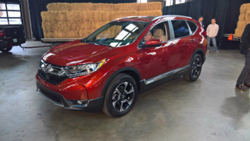 2017 Honda CR-V ra mắt sớm, làm “nóng” làng SUV 2017 Honda CR-V ra mắt sớm, làm “nóng” làng SUV