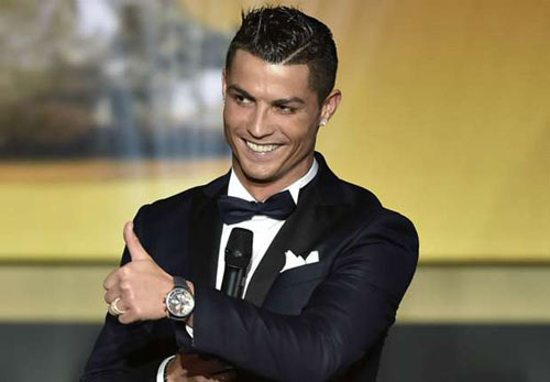 Ronaldo tự nhận số 1 thế giới, Messi mơ thành Peter Pan Ronaldo tự nhận số 1 thế giới, Messi mơ thành Peter Pan