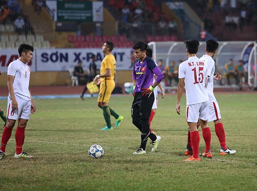 Vào tứ kết U19 châu Á, U19 Việt Nam 2016 sẽ hơn lứa Công Phượng Vào tứ kết U19 châu Á, U19 Việt Nam 2016 sẽ hơn lứa Công Phượng