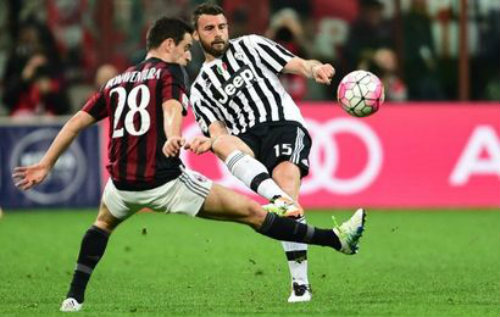 Trước V9 Serie A: Milan đấu Juventus, tái hiện thời vàng son - 1