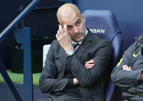 Man City tụt dốc, Guardiola tự ái dọa rời Etihad Man City tụt dốc, Guardiola tự ái dọa rời Etihad