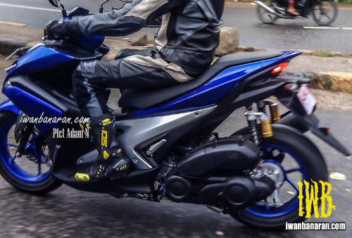 Lộ ảnh Yamaha NVX 150 không ngụy trang chạy thử Lộ ảnh Yamaha NVX 150 không ngụy trang chạy thử