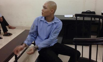 "Yêu râu xanh" ép bé gái cho đi nhờ xe rồi "hại đời" "Yêu râu xanh" ép bé gái cho đi nhờ xe rồi "hại đời"