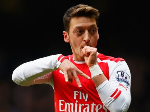 Cầu thủ hay nhất Ngoại hạng Anh: Coutinho đấu Ozil Cầu thủ hay nhất Ngoại hạng Anh: Coutinho đấu Ozil