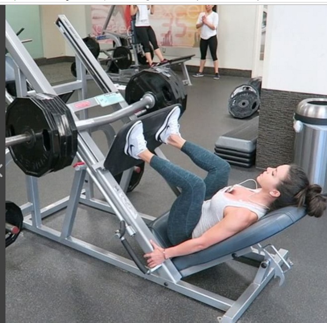Mỹ nữ da nâu gây choáng với hình thể &#34;rắn như đe thép&#34; - 2