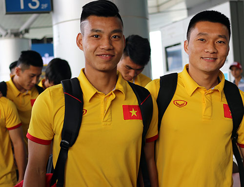 ĐT Việt Nam tươi hết cỡ đi chinh phục AFF Cup - 2