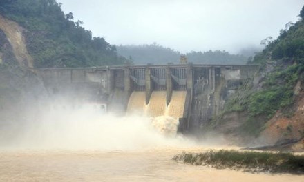 Thủy điện Hố Hô vi phạm 5 lỗi, phạt hơn 115 triệu đồng Thủy điện Hố Hô vi phạm 5 lỗi, phạt hơn 115 triệu đồng