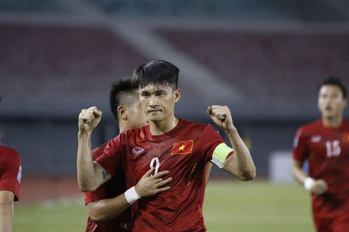 Tin nhanh AFF Cup: ĐT Việt Nam lập kỳ tích mới - 3