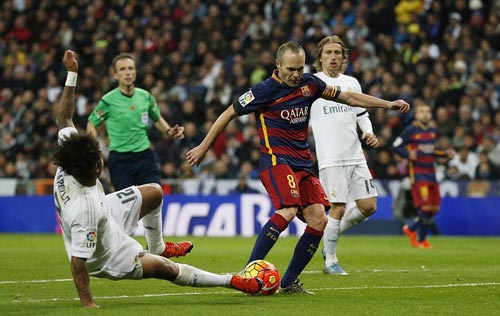 Barca “lê bước” tới Siêu kinh điển: Nỗi nhớ Iniesta - 2