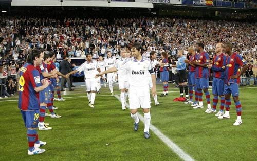 Siêu kinh điển Barcelona - Real Madrid: Vô vọng cho kẻ bám đuổi - 2