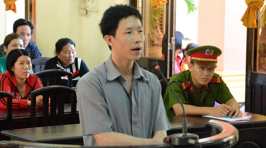 Khuyên anh không được, quay sang giết người Khuyên anh không được, quay sang giết người