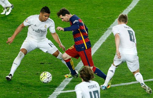 Siêu kinh điển Barca – Real: Casemiro là “ác mộng” của Messi - 2