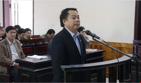 Nguyên chủ tịch huyện Kỳ Anh lĩnh 12 năm tù Nguyên chủ tịch huyện Kỳ Anh lĩnh 12 năm tù