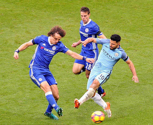 Vụ ẩu đả trận Man City – Chelsea: Luiz “vỗ về” Aguero Vụ ẩu đả trận Man City – Chelsea: Luiz “vỗ về” Aguero