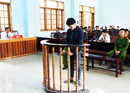 Ngáo đá giao cấu với bé gái rồi sát hại, cướp tài sản Ngáo đá giao cấu với bé gái rồi sát hại, cướp tài sản