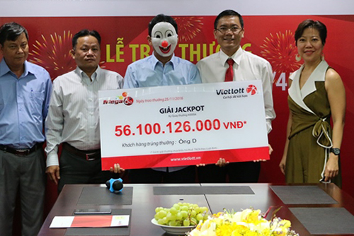 Thủ tướng yêu cầu báo cáo về xổ số Vietlott Thủ tướng yêu cầu báo cáo về xổ số Vietlott
