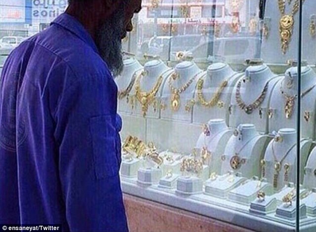 Ngắm vòng vàng được tặng luôn vòng vàng ở Ả Rập Saudi - 1