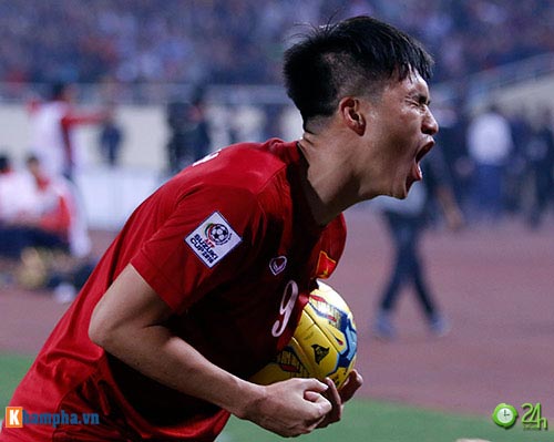 Công Vinh chia tay ĐTVN: “Fan cuồng” Indonesia muốn khóc - 8