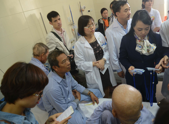 Vào bệnh viện, tránh sao khoản “khó nói”! - 1