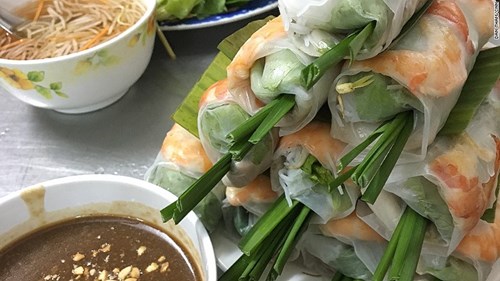 CNN liệt kê 8 món ăn vặt &#34;đỉnh&#34; nhất Sài Gòn - 7