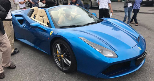 Dân chơi Hà Nội mạnh tay đưa Ferrari 488 Spider về Việt Nam Dân chơi Hà Nội mạnh tay đưa Ferrari 488 Spider về Việt Nam