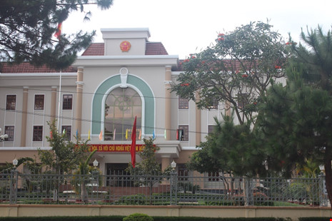 Văn phòng HĐND Gia Lai ăn uống, tiếp khách 3,2 tỉ đồng Văn phòng HĐND Gia Lai ăn uống, tiếp khách 3,2 tỉ đồng
