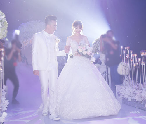 Toàn cảnh đám cưới lãng mạn như cổ tích của Hari Won và Trấn Thành
