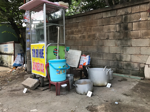 Vụ nghi bỏ thuốc chuột vào nồi bún riêu: Người trong cuộc lên tiếng Vụ nghi bỏ thuốc chuột vào nồi bún riêu: Người trong cuộc lên tiếng