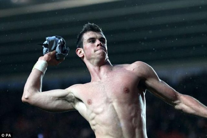 Bộ "tam tấu" lẫy lừng của Real Madrid toàn trai 6 múi như CR7 - 8