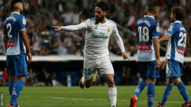 Real sinh biến: Ronaldo “tịt ngòi”, cãi nhau 2 đàn em ở phòng thay đồ Real sinh biến: Ronaldo “tịt ngòi”, cãi nhau 2 đàn em ở phòng thay đồ