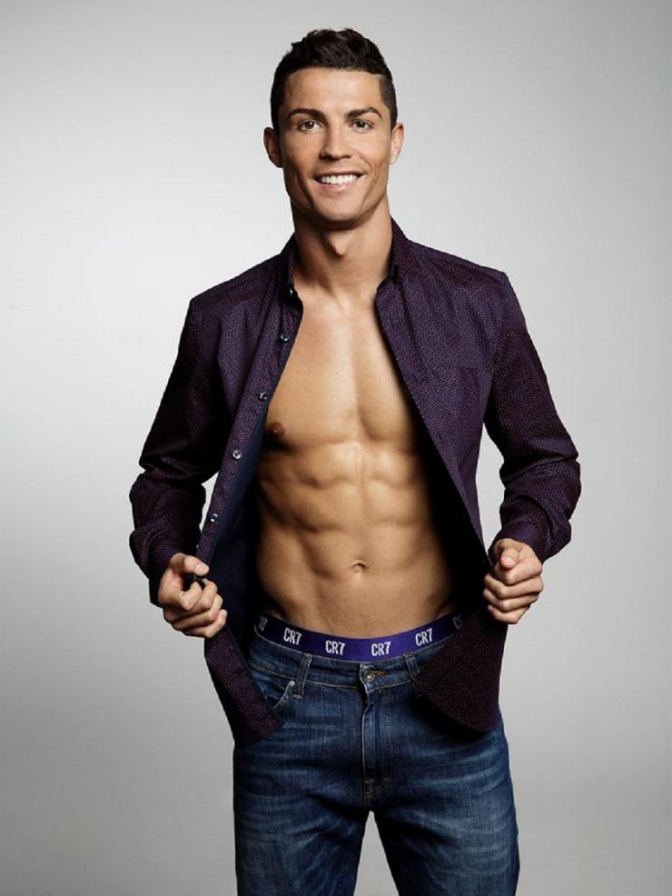 CR7, Neymar, Balotelli... đâu là cầu thủ hấp dẫn nhất hành tinh? CR7, Neymar, Balotelli... đâu là cầu thủ hấp dẫn nhất hành tinh?