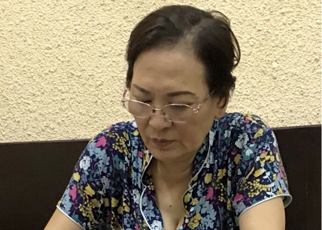 Bắt thêm 1 phụ nữ vụ lừa tham gia chương trình "Trái tim Việt Nam" Bắt thêm 1 phụ nữ vụ lừa tham gia chương trình "Trái tim Việt Nam"