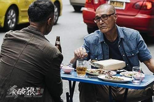 Thành Long phũ phàng sa thải vệ sĩ, trợ lý thân thiết gắn bó suốt 30 năm - 9