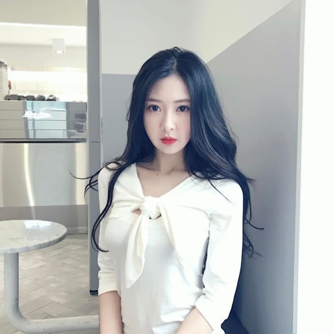 Sao nhí Hàn Quốc một thời trở thành thiếu nữ nghiện khoe vòng một - 10