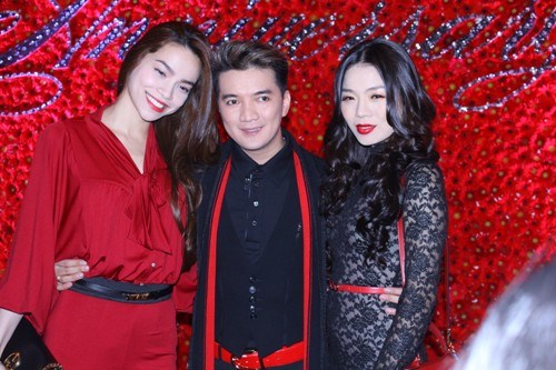 Đàm Vĩnh Hưng: "Lệ Quyên không chơi với Hà Hồ cũng chẳng chết ai cả" Đàm Vĩnh Hưng: "Lệ Quyên không chơi với Hà Hồ cũng chẳng chết ai cả"