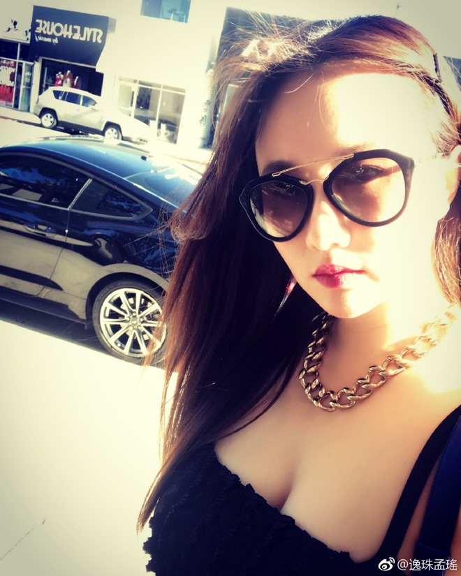 Cuộc sống xa hoa của mỹ nữ được ông trùm phim 18+ cưng nhất - 7