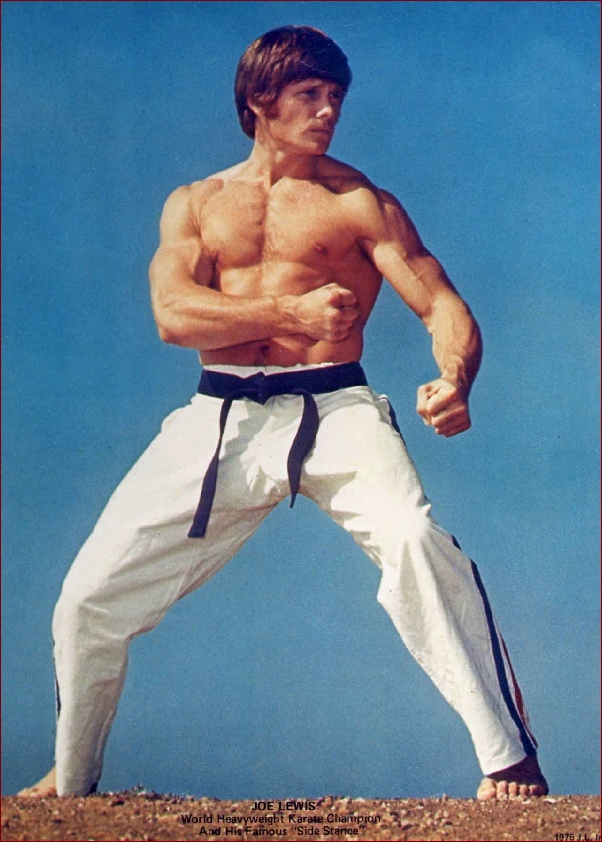Đệ tử thành công nhất của Lý Tiểu Long: Một đòn knock out &#34;xơi gọn&#34; đối thủ - 2
