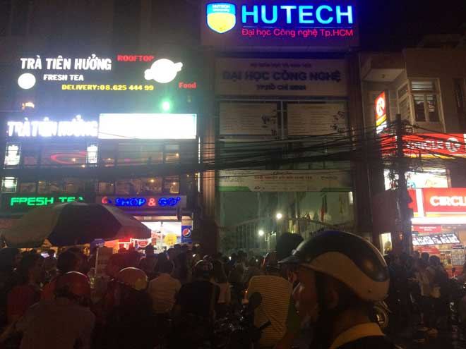 Nam sinh viên chết bí ẩn trong trường đại học ở Sài Gòn Nam sinh viên chết bí ẩn trong trường đại học ở Sài Gòn