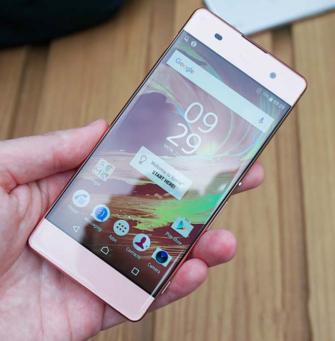 5 smartphone màu hồng đẹp ngây ngất mà giá siêu rẻ