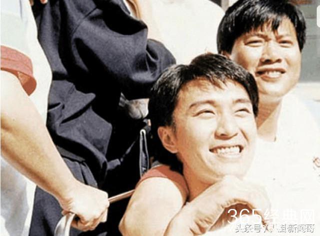 5 Ảnh đế Trung Quốc: Người làm shipper, kẻ diễn hội chợ - 2