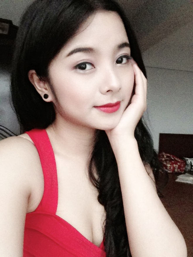 Bốn hot girl nóng bỏng dở khóc dở cười vì quà 20/10 - 6