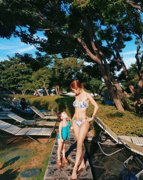 Mẹ đơn thân thích xăm chỗ hiểm, sở hữu body “bốc” nhất Hàn Quốc Mẹ đơn thân thích xăm chỗ hiểm, sở hữu body “bốc” nhất Hàn Quốc
