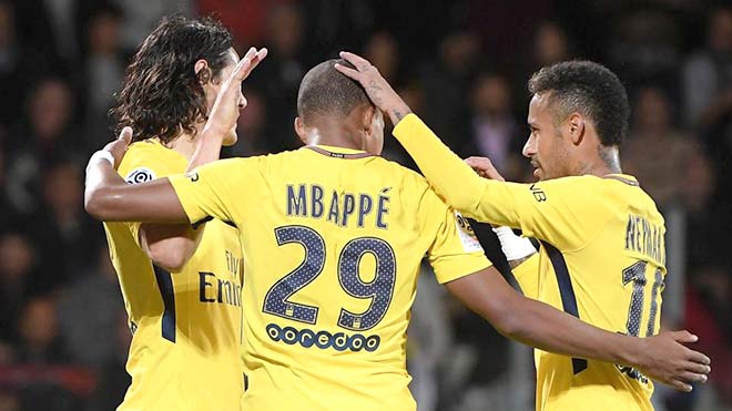Bộ ba Neymar-Cavani-Mbappe cực đỉnh, PSG hóa “mãnh thú” trời Âu - 1