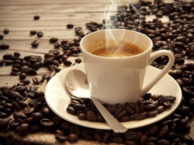 Nguy cơ tử vong cao vì uống cà phê quá nhiều