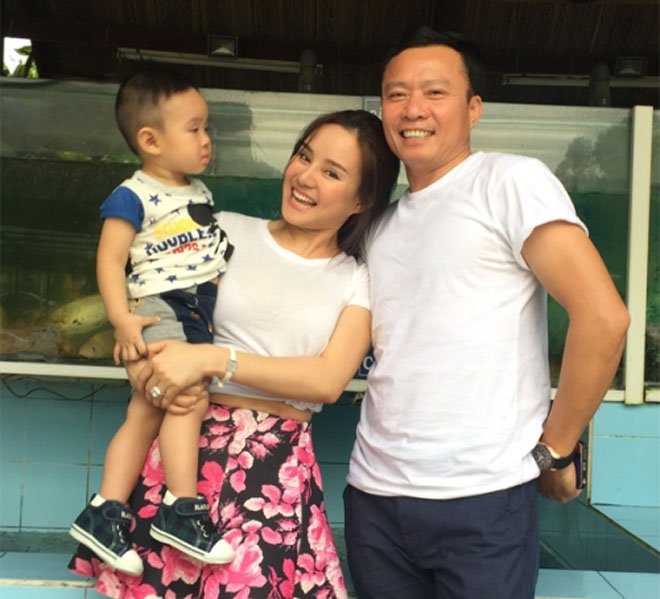 Bị nói cướp chồng, Vy Oanh tố ngược: Người cũ chỉ muốn vòi tiền chồng tôi Bị nói cướp chồng, Vy Oanh tố ngược: Người cũ chỉ muốn vòi tiền chồng tôi